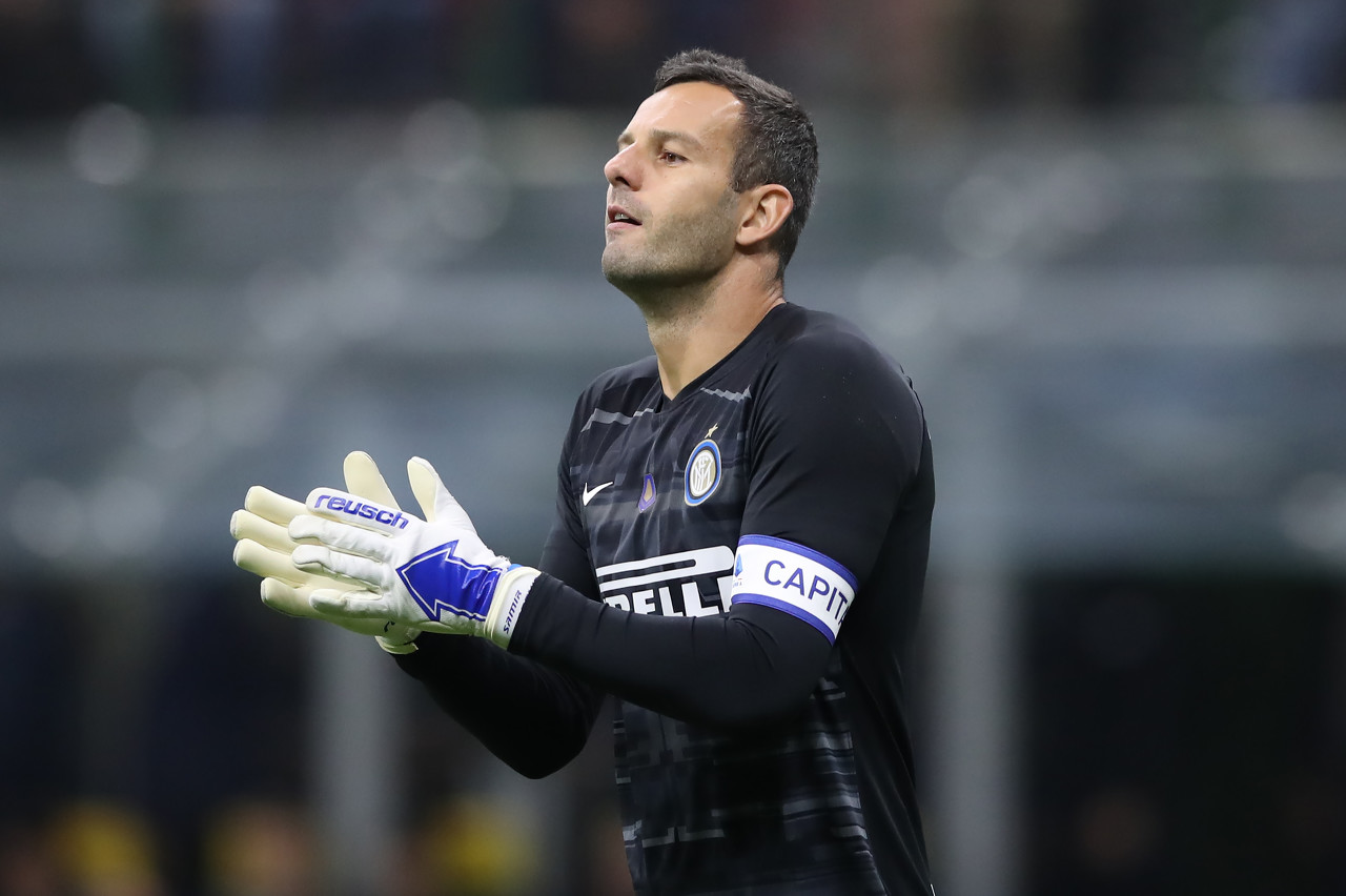 足球报：成都大概率与徐正源续两年，韦世豪续约，锋线会引援