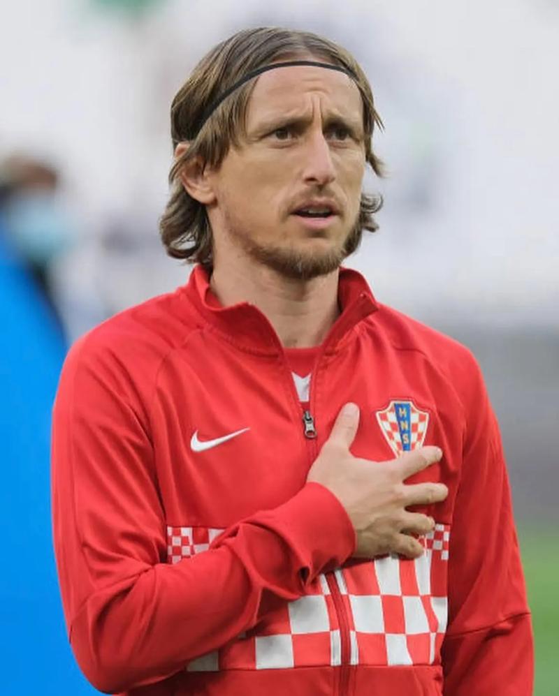 诺伊尔：第三球我知道出击会冒很大风险，当时想提前化解危险