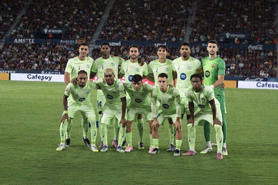 诺里斯：我没想到自己会哭，现在体会到了维斯塔潘的感受