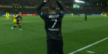 对阵阿贾克斯总赢球？穆帅：当时皇马明显更强，这是赢球的原因